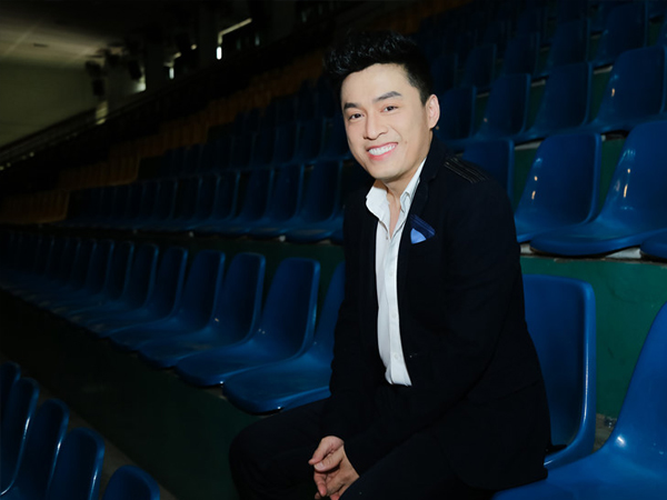 Lam Trường nhập viện vì kiệt sức sau khi ghi hình cho The Voice