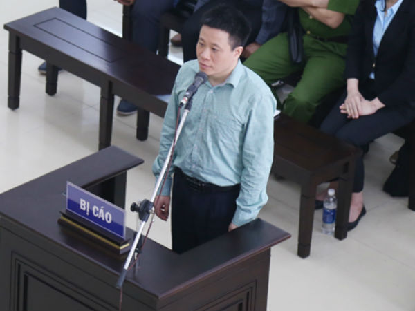Nhiều bị cáo trong vụ án Hà Văn Thắm đồng loạt khóc xin giảm tội