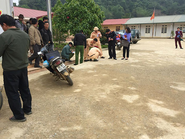 Sơn La: Giáo viên lùi xe trong sân trường, 1 học sinh tử vong