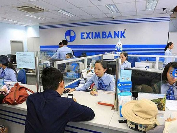 Thêm 2 khách hàng bị mất tiền ở Eximbank