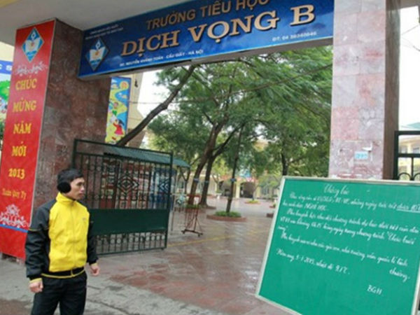 Thông tin mới về sức khỏe học sinh ngã từ tầng 4 xuống sân trường