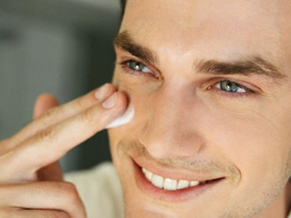 7 mẹo chăm sóc da dầu bạn nên biết