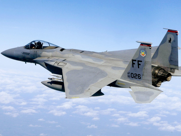 Mỹ đốt 12 tỷ USD cho việc loại biên F-15