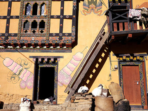 Những chiếc 'của quý' mang may mắn ở Bhutan
