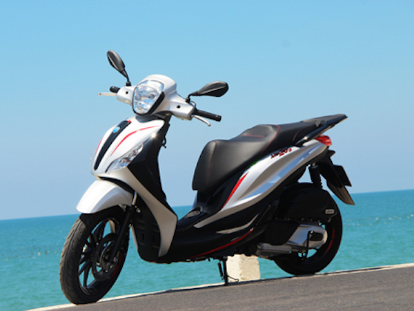 Piaggio Medley 2018 - cuộc chiến mới với Honda SH tại Việt Nam