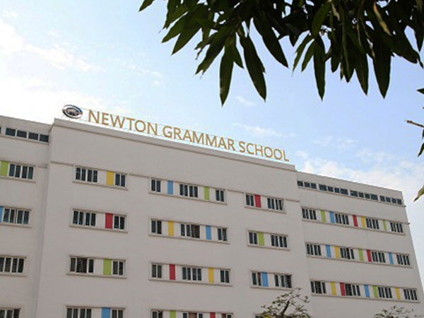 Trường Newton chưa từng sang Mỹ xác minh địa chỉ GWIS