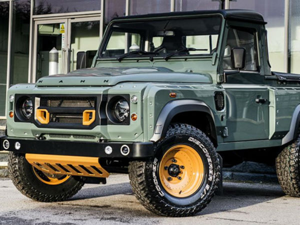 Land Rover ra mắt bán tải cạnh tranh với Mercedes X-Class