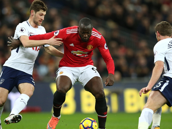 Man Utd đá bán kết Cup FA, Barca tranh Cup Nhà Vua cuối tuần này