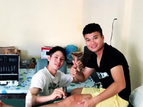 'Ronaldo Việt Nam' chấn thương, Công Vinh thuê ngay bác sĩ Nhật