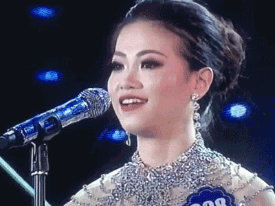 Thí sinh Hoa hậu Biển bất ngờ 'bắn' tiếng Anh, khán giả xì xào 'ban giám khảo hiểu không?'