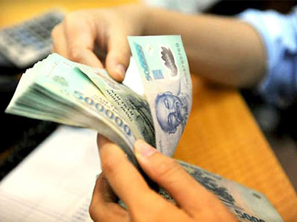 Thực hiện tăng mức lương cơ sở mới từ 1/7/2018