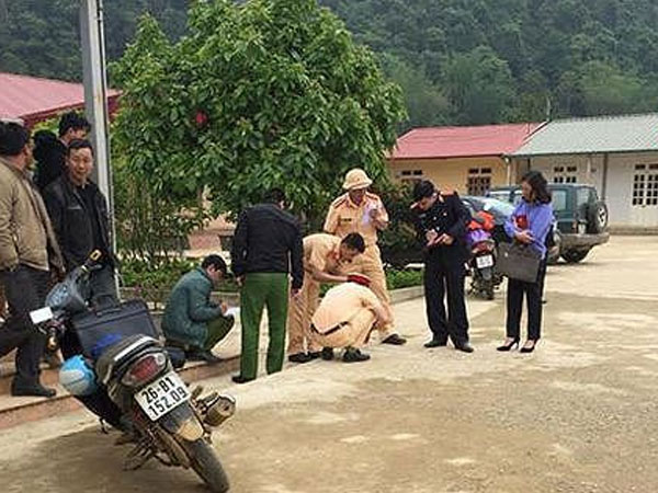 Cả 2 thầy cô xin tạm nghỉ công tác để ổn định tâm lý sau vụ lùi xe khiến 1 học sinh tiểu học tử vong