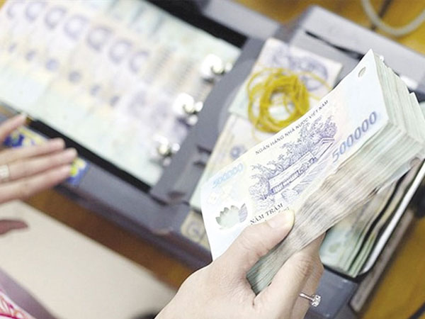 Nỗi lo vốn vẫn đang ngầm chảy vào bất động sản