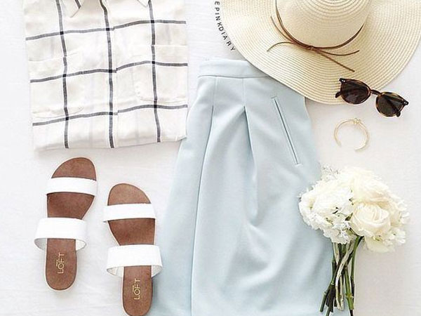 4 kiểu giày/dép bệt luôn sẵn lòng kết thân với quần shorts để ra đúng chất mùa hè