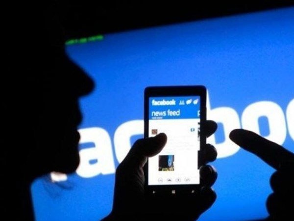 TP HCM: Xúc phạm đồng nghiệp trên facebook, thầy giáo bồi thường 20 triệu đồng