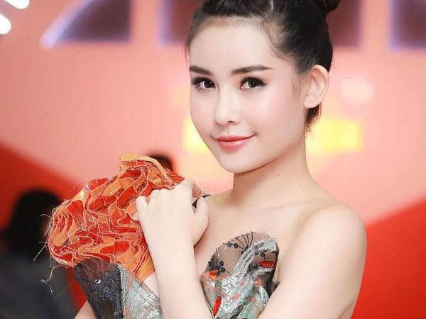Phản ứng của Lê Âu Ngân Anh ngay khi Thanh tra Bộ khẳng định sẽ không cấp phép cho cô đi thi quốc tế
