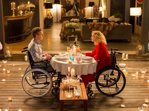 Lăn đến bên em: Câu chuyện cảm động đằng sau tựa đề siêu dễ thương