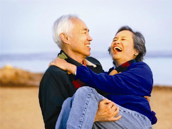 'Chuyện ấy' ở người cao tuổi