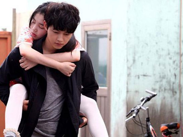 Kết hôn hơn 1 năm mới phát hiện mối quan hệ chẳng ngờ giữa chồng và chị dâu