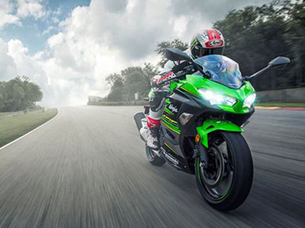 'Mãnh tướng' Ninja 400, Ninja 300 của Kawasaki đồng loạt giảm giá