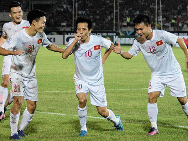Văn Quyết: Việt Nam sẽ vào chung kết AFF Cup 2018