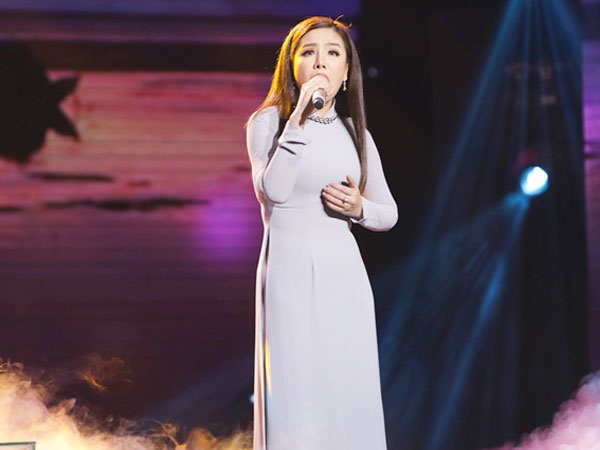 Video: Quang Lê thắng áp đảo Ngọc Sơn, Như Quỳnh ở bán kết Thần tượng Bolero