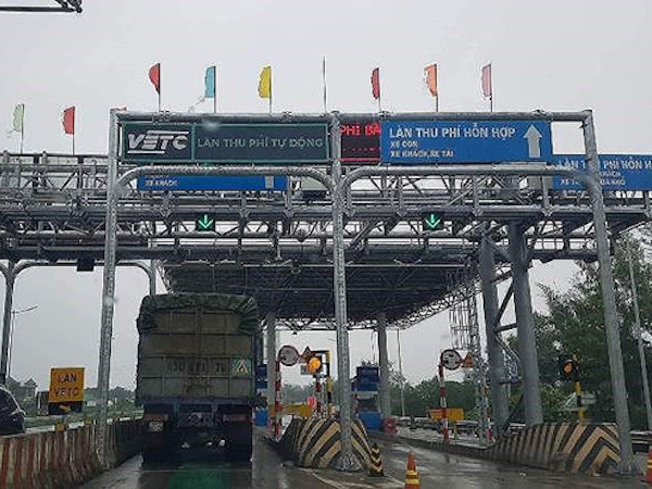 Trạm BOT đặt 'nhầm', thu sai hơn 10 năm