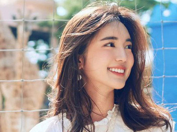 Loạt ảnh bắt trọn thần thái đỉnh cao và nụ cười toả nắng của nàng thơ Thái Lan