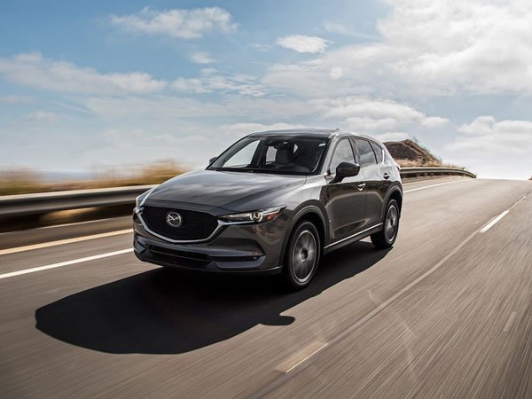 Nội thất Mazda CX-5 2017 đánh bại xe sang Lexus