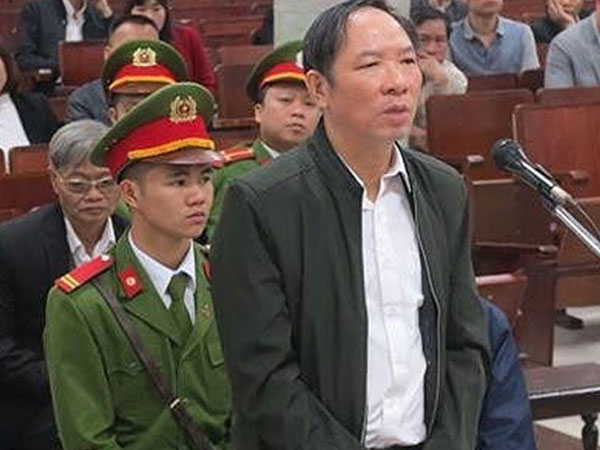 Nguyên Phó giám đốc Sở NN&PTNT; TP Hà Nội chờ ra tòa lần 2