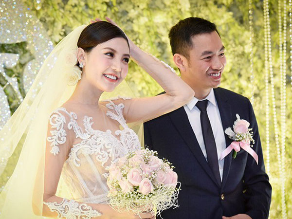 'Nữ hoàng sắc đẹp' Ngọc Duyên đã hạ sinh con gái đầu lòng