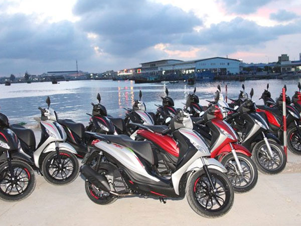Gần 100 triệu mua xe tay ga: Nông dân lên đời, chạy xe cao cấp