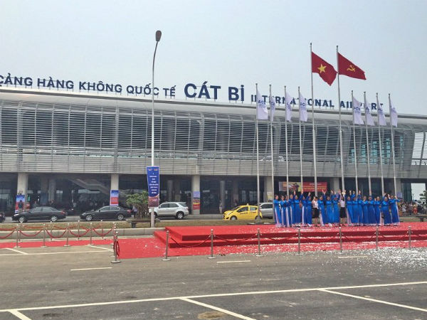 Nữ hành khách Trung Quốc tuyên bố có 'bom' ở sân bay Cát Bi