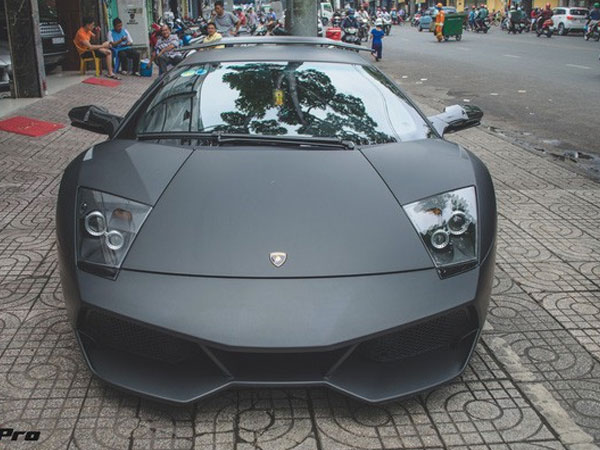 Ông chủ cafe Trung Nguyên tậu Lamborghini Murcielago SV độc nhất Việt Nam