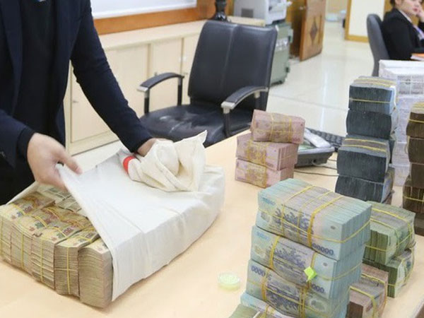 Qua 'thời lý tưởng', ngân hàng kê cao lợi nhuận