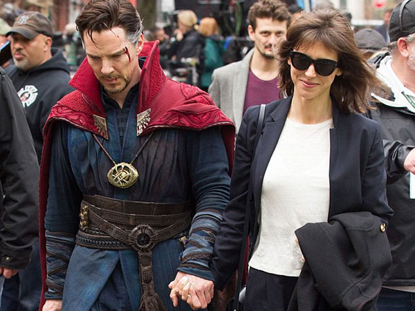 Tình yêu vợ chồng 'Doctor Strange': Sau 17 năm làm bạn mới nhận ra chúng ta thuộc về nhau!