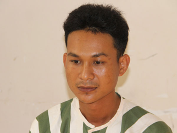 Chồng dùng dao chặn đường sát hại vợ hờ