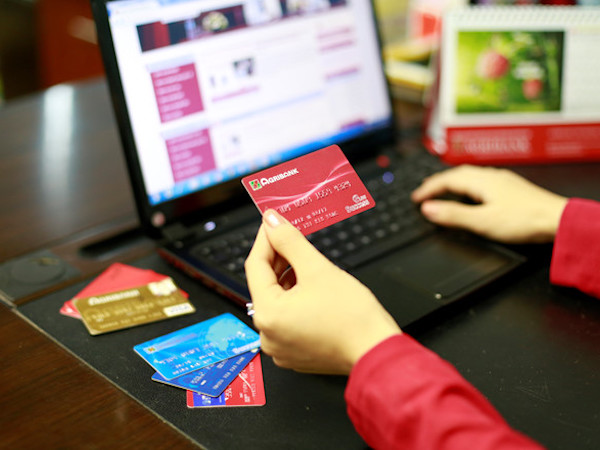 Thẻ Visa liên kết Shopee bị mất tiền không rõ lý do