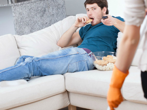 Người trẻ ở chung với bố mẹ thường nghèo khó và ít thành công