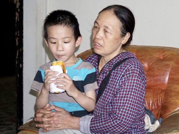 Nỗi đau của người mẹ có con là trưởng nhóm 'Hội Thánh Đức Chúa Trời'