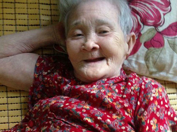Dân mạng tiếc nuối khi phải vĩnh biệt 'bà ngoại xì tin nhất hệ mặt trời'