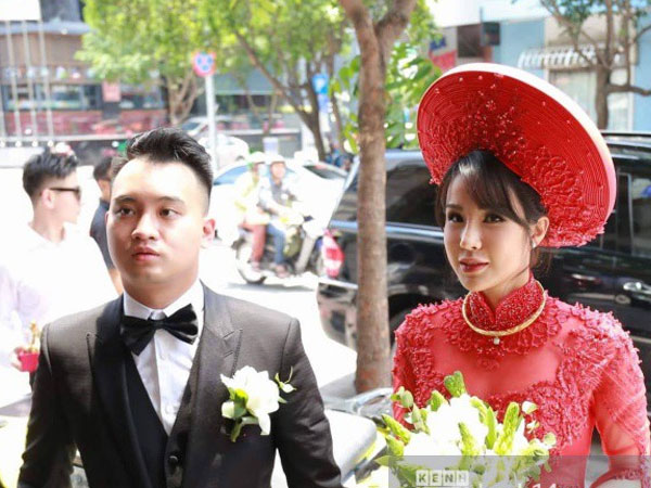 Phủ nhận tin đồn có bầu nhưng hành động của Diệp Lâm Anh lại chứng minh điều ngược lại?