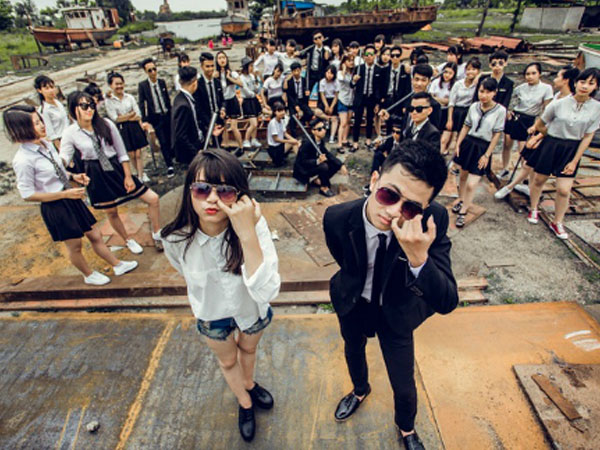 Học sinh trung học chi tiền triệu chụp ảnh kỷ yếu