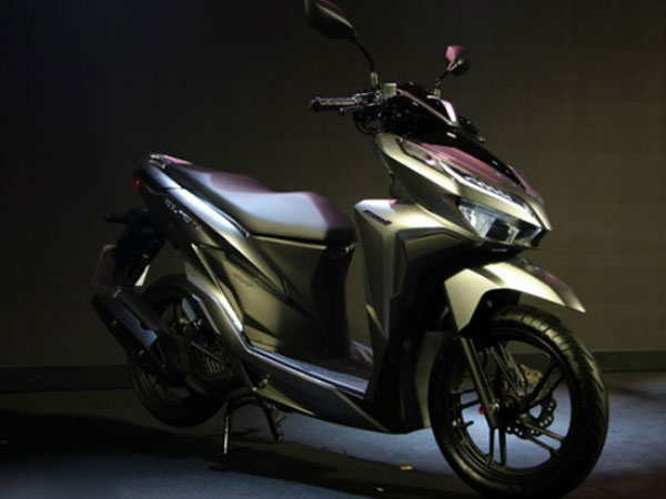 Thích xe ga Thái, chọn Honda Click 150i hay Yamaha Aerox 155 ABS?