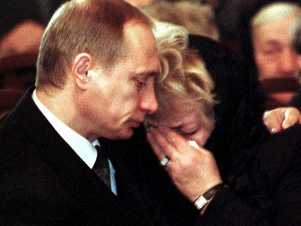 Tiết lộ về lần rơi lệ hiếm hoi của Tổng thống Putin