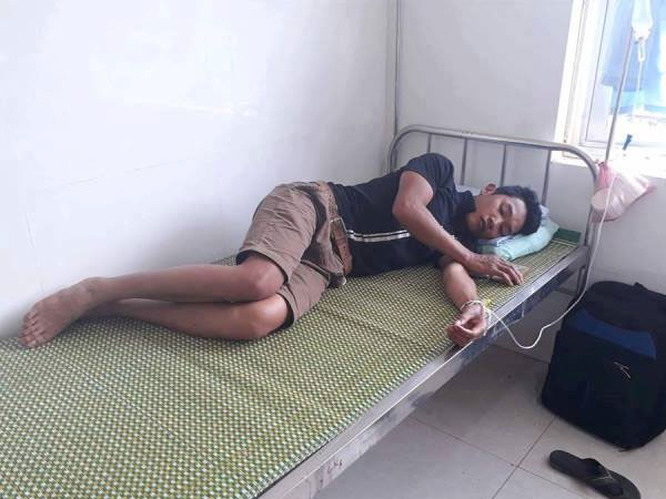 128 người nghi bị ngộ độc sau khi đi ăn cỗ đám cưới
