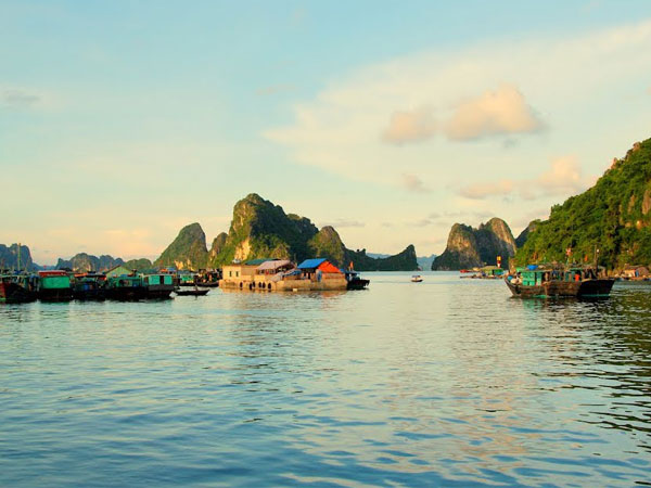 Cò thổi giá đất tăng 100 lần, chính quyền 'hạ sốt' khẩn cấp