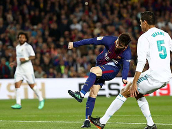 Messi tiến gần cú đúp Vua phá lưới La Liga - Giày Vàng châu Âu