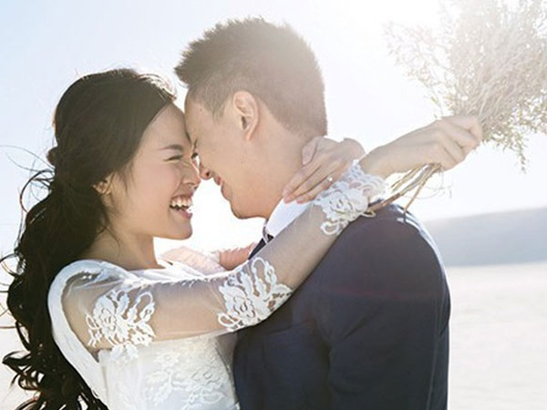 Một câu hỏi: 'Cưới xong có nên sống chung với bố mẹ chồng', dân mạng người hào hứng ủng hộ 2 tay, người lắc đầu nhất quyết không đồng ý