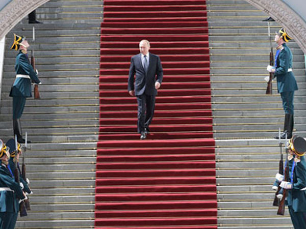 Quyền lực của Putin toát ra từ lễ nhậm chức